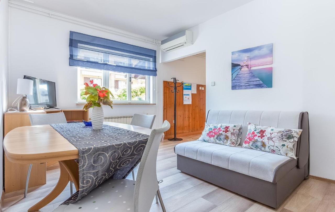 Appartement Darko à Poreč Extérieur photo