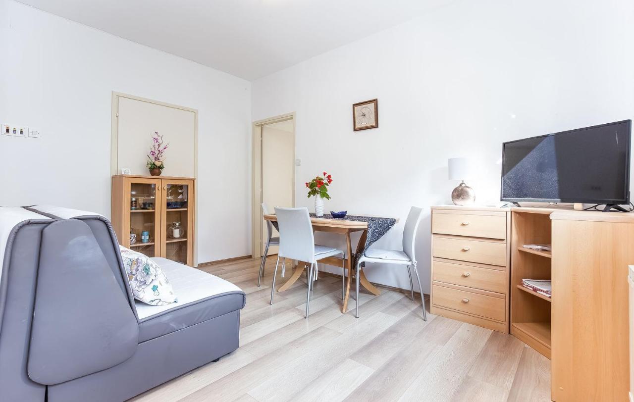 Appartement Darko à Poreč Extérieur photo